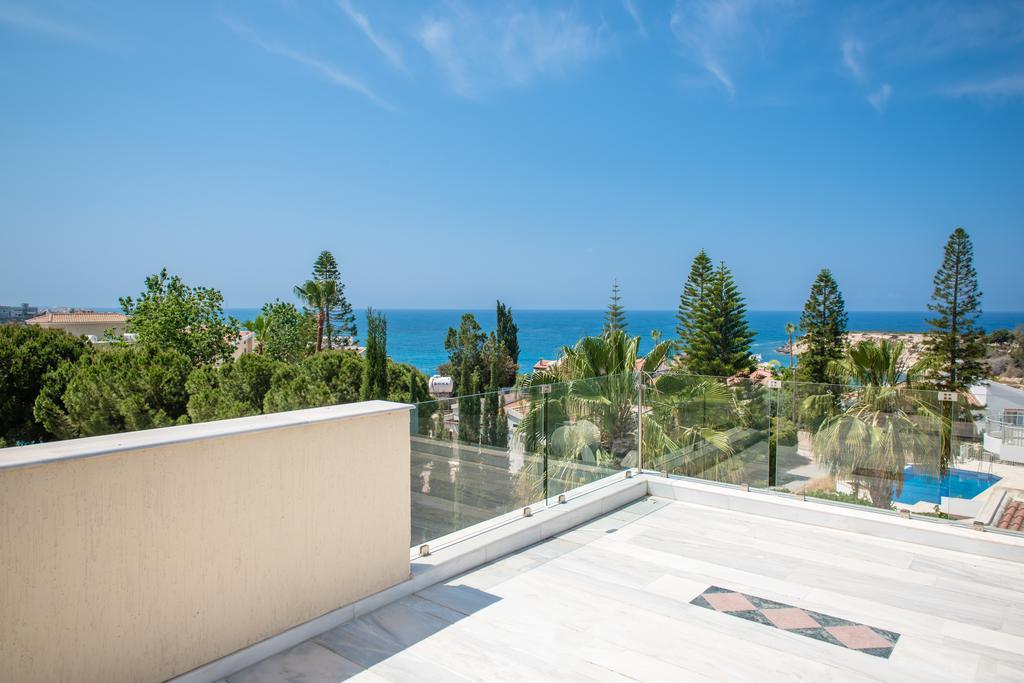 Coralli Villas Coral Bay Bagian luar foto